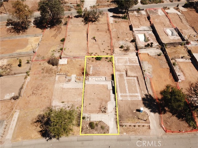 445 Wapello Street, Altadena CA: https://media.crmls.org/medias/0533224e-ee67-4421-b2a6-f6f570349898.jpg