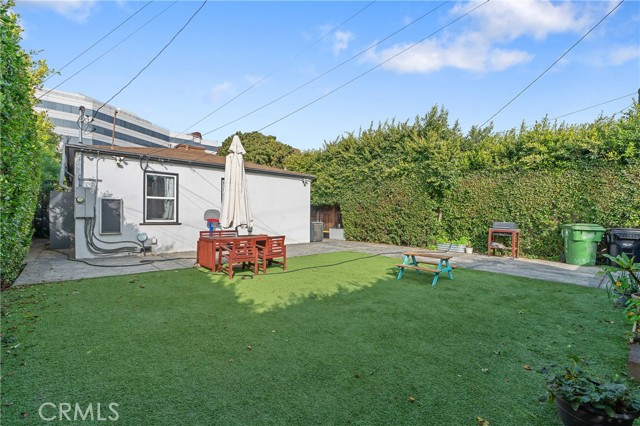 11938 Exposition Boulevard, Los Angeles CA: https://media.crmls.org/medias/0533b427-8791-4965-92eb-1a2f8d9912bb.jpg