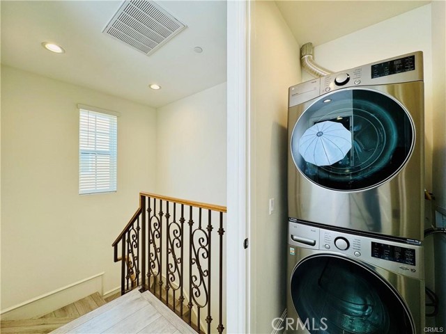 118 N Allen Ave, Pasadena CA: https://media.crmls.org/medias/0534859f-3463-43c7-99ae-6ac51f18f6ec.jpg