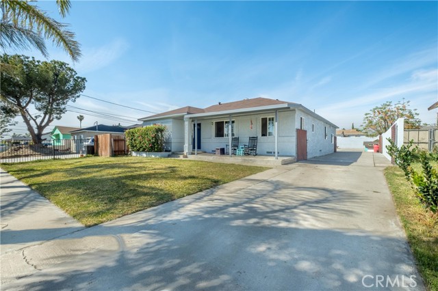 Image 3 for 16562 Iris Dr, Fontana, CA 92335