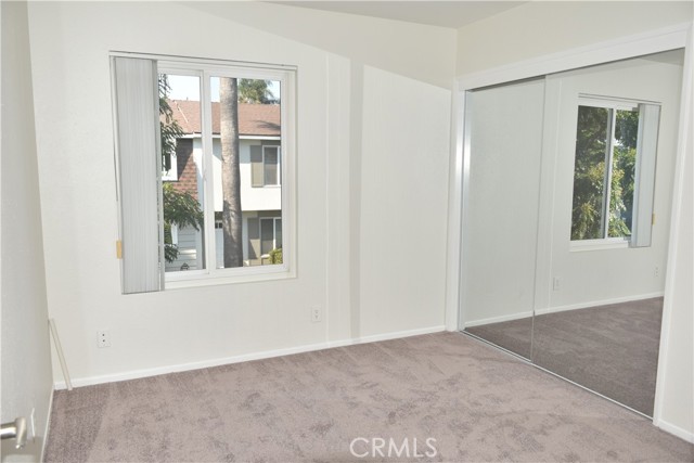 Detail Gallery Image 19 of 23 For 8195 Eastport Dr, Huntington Beach,  CA 92646 - 3 Beds | 2/1 Baths