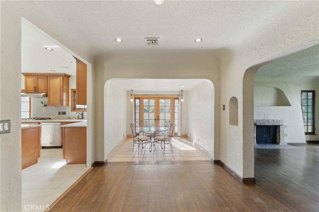 1521 N Columbus Avenue Glendale img 33