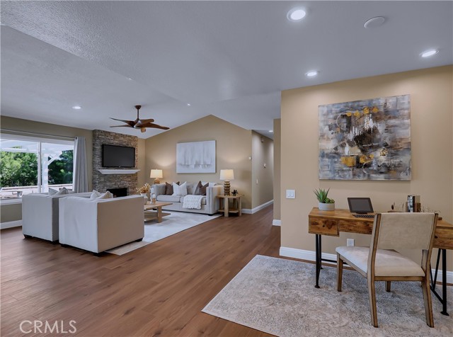 22182 Platino, Mission Viejo CA: https://media.crmls.org/medias/05391871-be53-4d59-af7f-88cc4f9d535f.jpg
