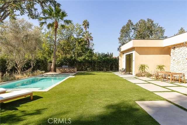 Detail Gallery Image 7 of 36 For 23340 Collins, Woodland Hills,  CA 91367 - 4 Beds | 4/1 Baths