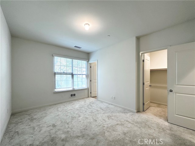 129 Briarberry, Irvine CA: https://media.crmls.org/medias/053b88d0-a5c8-4427-909c-43bc63e68c03.jpg