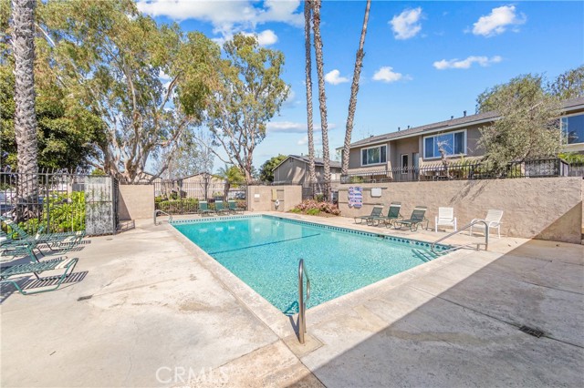 Detail Gallery Image 37 of 41 For 17653 Brittany Lane #91,  Huntington Beach,  CA 92647 - 3 Beds | 1/1 Baths