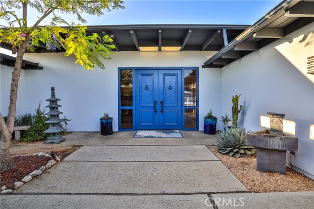 315 Teasdale Drive, Claremont CA: https://media.crmls.org/medias/053cfef4-f474-46d5-afcf-a3c0c2c9bf11.jpg