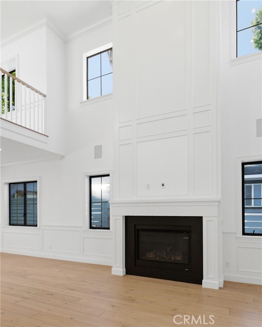 Detail Gallery Image 8 of 59 For 1405 Oak Ave, Manhattan Beach,  CA 90266 - 4 Beds | 4/1 Baths