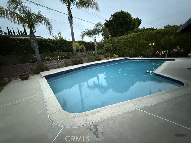 18231 San Jose Street, Porter Ranch CA: https://media.crmls.org/medias/053dbab3-9fcb-4057-a2c3-1fa64698405d.jpg