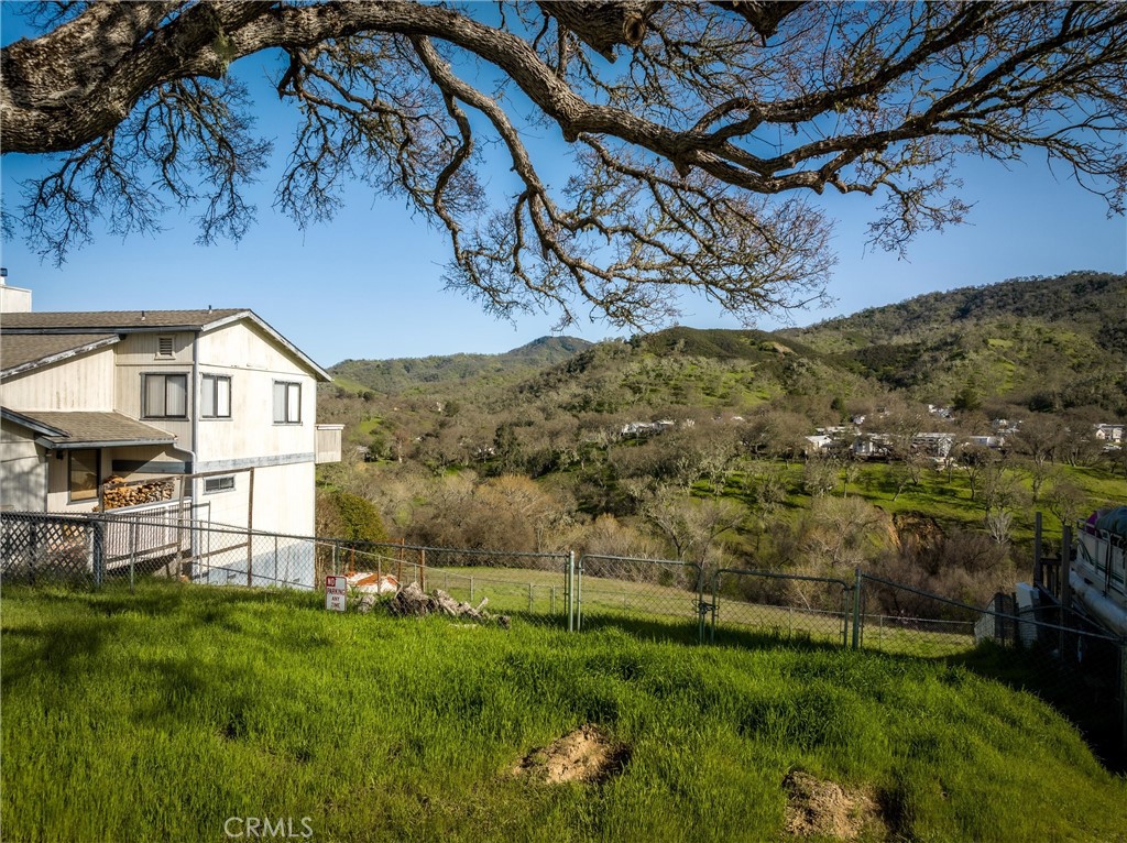5042 Meadow Lark Lane