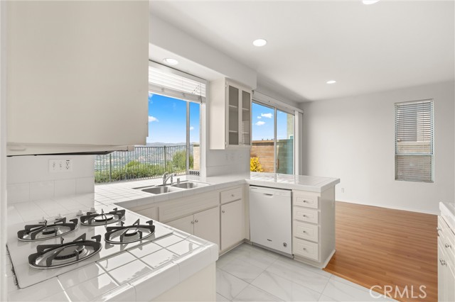 Detail Gallery Image 18 of 45 For 917 S Dylan Way, Anaheim Hills,  CA 92808 - 3 Beds | 2/1 Baths