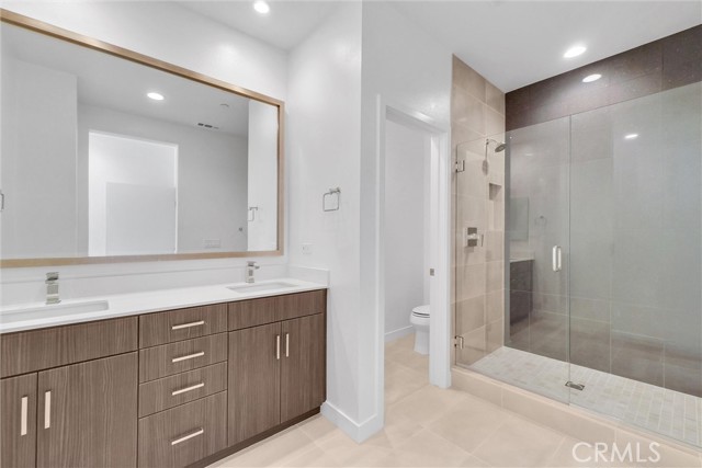 Detail Gallery Image 22 of 29 For 359 E Broadway, Long Beach,  CA 90802 - 2 Beds | 2/1 Baths