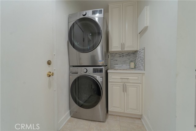 Detail Gallery Image 7 of 39 For 1706 W 65th Pl, Los Angeles,  CA 90047 - 3 Beds | 1 Baths