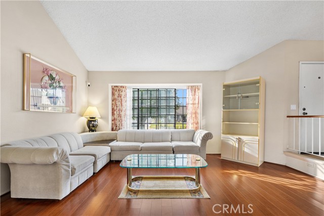 Detail Gallery Image 7 of 50 For 1000 Heaton Moor, Walnut,  CA 91789 - 4 Beds | 3 Baths