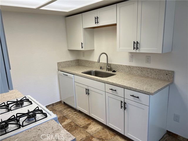 Detail Gallery Image 7 of 20 For 1251 S Meadow Ln #167,  Colton,  CA 92324 - 2 Beds | 2 Baths