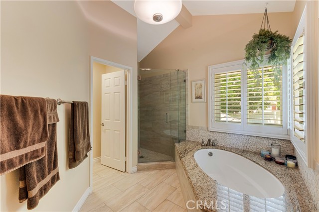 685 Vista Coto Verde, Camarillo CA: https://media.crmls.org/medias/053ff0ba-f519-46c6-b366-1f51f856bd79.jpg