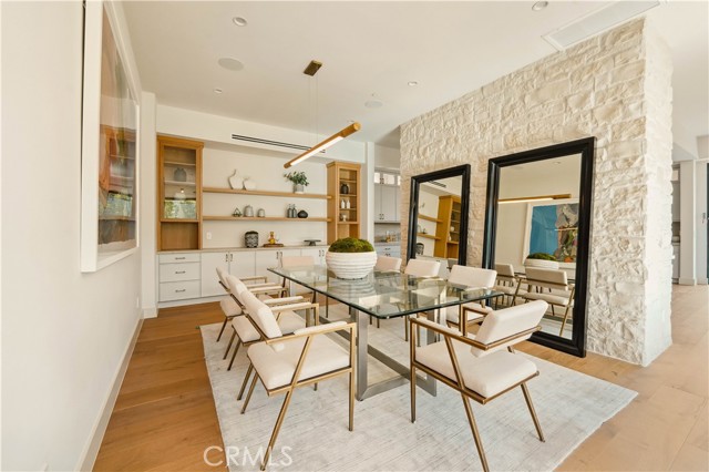 Detail Gallery Image 24 of 56 For 5136 Nagle Ave, Sherman Oaks,  CA 91423 - 6 Beds | 6/2 Baths