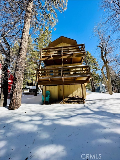 Detail Gallery Image 3 of 22 For 2428 Ridge Rd, Arrowbear,  CA 92308 - 2 Beds | 1/1 Baths