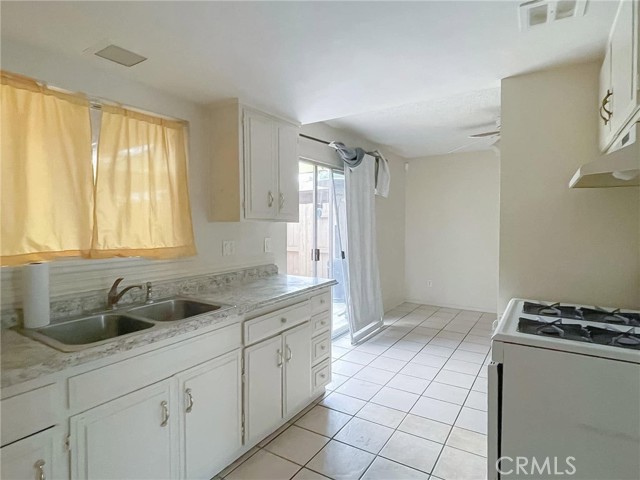 Detail Gallery Image 6 of 15 For 3700 Mountain Ave 9c,  San Bernardino,  CA 92404 - 2 Beds | 1/1 Baths