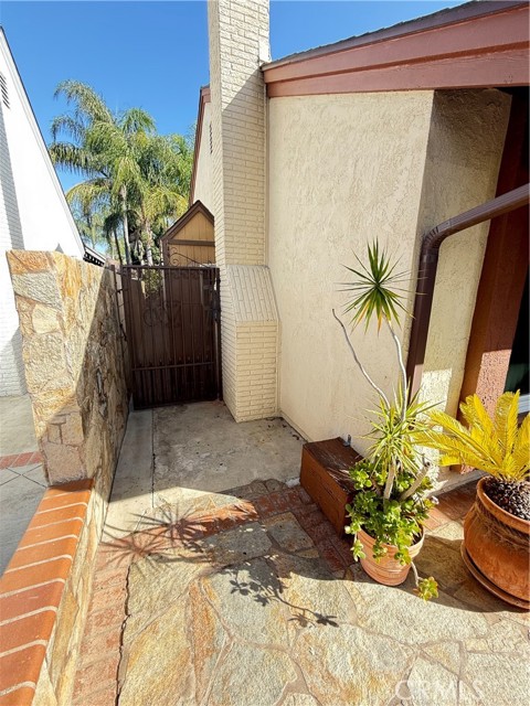 Detail Gallery Image 11 of 41 For 1748 N Oxford St, Anaheim,  CA 92806 - 4 Beds | 2 Baths