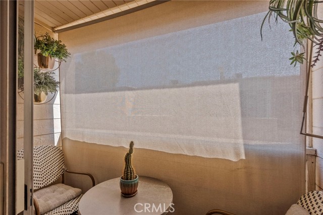 Detail Gallery Image 3 of 16 For 9950 Jordan Ave #10,  Chatsworth,  CA 91311 - 1 Beds | 1 Baths