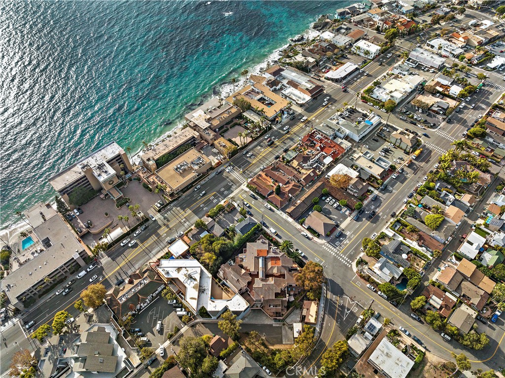 https://media.crmls.org/medias/05428ea4-6639-487d-904f-62510fe708a0.jpg?preset=X-Large