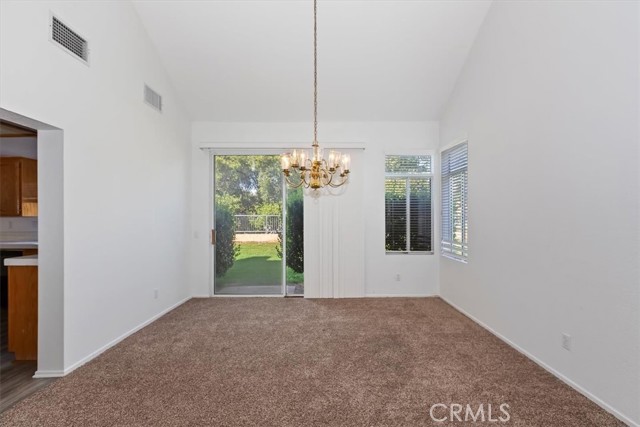 Detail Gallery Image 9 of 57 For 10011 Thornbird Ct, Moreno Valley,  CA 92557 - 4 Beds | 3 Baths