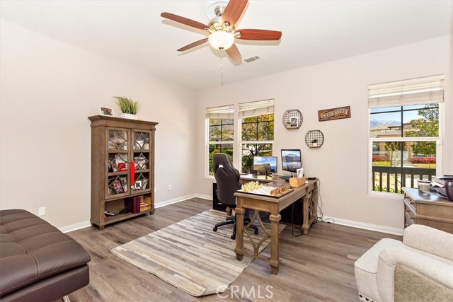 Image 8 of 53 For 10946 Deer Valley Road