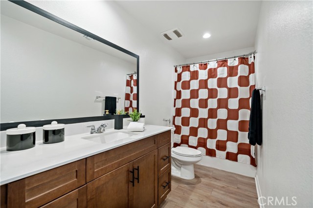 29101 Long Horn Lane, Winchester CA: https://media.crmls.org/medias/0543f6b6-7ded-4687-9131-796f8d5b34b2.jpg