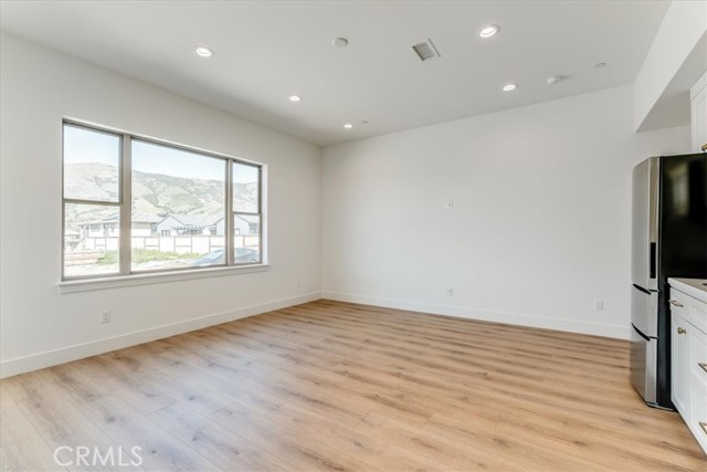 Detail Gallery Image 17 of 21 For 1433 Hansen Ln, San Luis Obispo,  CA 93401 - 4 Beds | 3/1 Baths