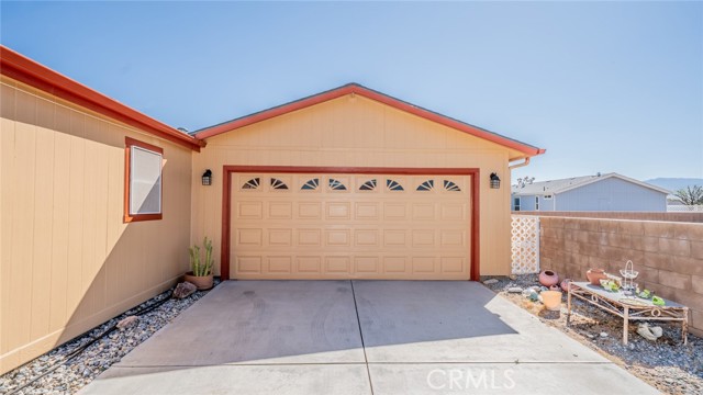 Detail Gallery Image 6 of 56 For 22241 Nisqually #74,  Apple Valley,  CA 92308 - 4 Beds | 2 Baths