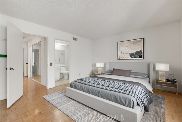 17306 Village 17, Camarillo CA: https://media.crmls.org/medias/0545cdb9-8324-4483-bb01-6d0ede98cb64.jpg
