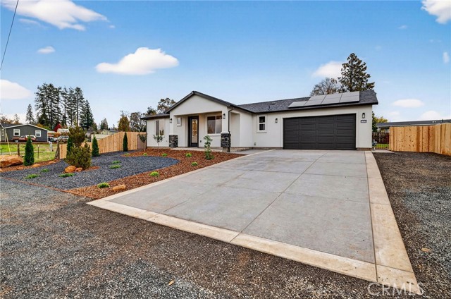 Detail Gallery Image 4 of 42 For 5724 Pearl Dr, Paradise,  CA 95969 - 2 Beds | 2 Baths