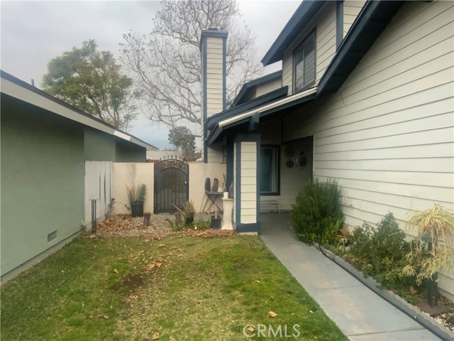 15696 Paine Street, Fontana, California 92336, 4 Bedrooms Bedrooms, ,2 BathroomsBathrooms,Single Family Residence,For Sale,Paine,IV24206332