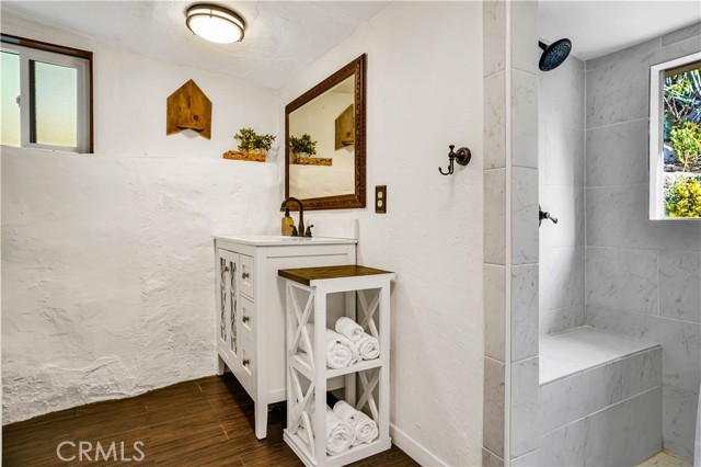 Detail Gallery Image 22 of 33 For 110 Box Canyon, Canoga Park,  CA 91304 - 3 Beds | 2/1 Baths