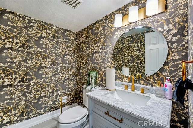 6511 Westview Drive, Riverside CA: https://media.crmls.org/medias/05468966-0061-42b9-8a7e-03bce4944009.jpg