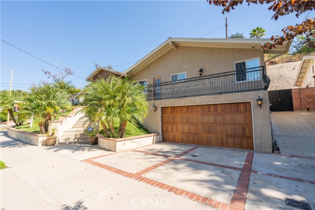Image 2 of 31 For 9434 Mclennan Avenue