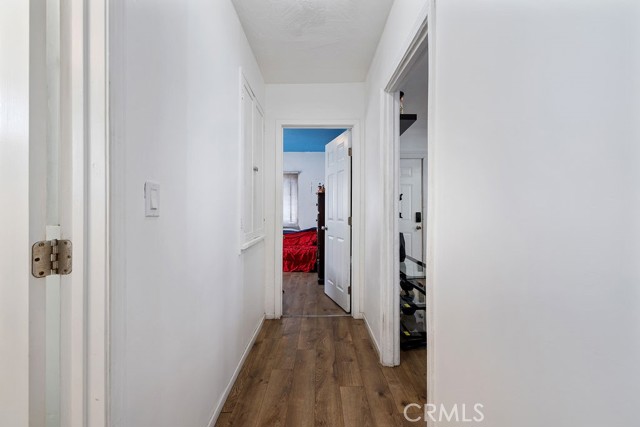 182 E McFarlane Street, Ventura CA: https://media.crmls.org/medias/05485159-462c-415b-abfa-a58ea7aa681e.jpg