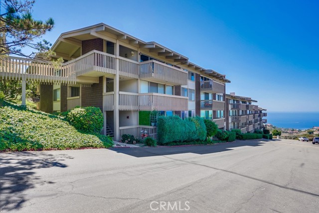 6542 Ocean Crest Drive, Rancho Palos Verdes, California 90275, 2 Bedrooms Bedrooms, ,2 BathroomsBathrooms,Residential,Sold,Ocean Crest,SB22190553