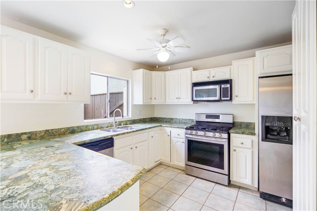 6216 Tapia Drive, Malibu CA: https://media.crmls.org/medias/054978f4-7357-46d8-9da4-1a2c3680f742.jpg