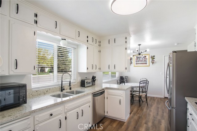 372 Terri Drive, Atwater CA: https://media.crmls.org/medias/054a0abc-669b-4b98-803b-586ac61ad0e3.jpg