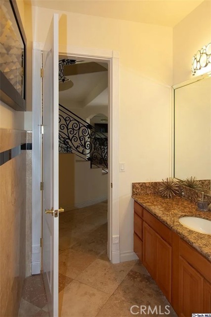 Detail Gallery Image 26 of 35 For 10062 Valley Circle Bld, Chatsworth,  CA 91311 - 7 Beds | 5 Baths