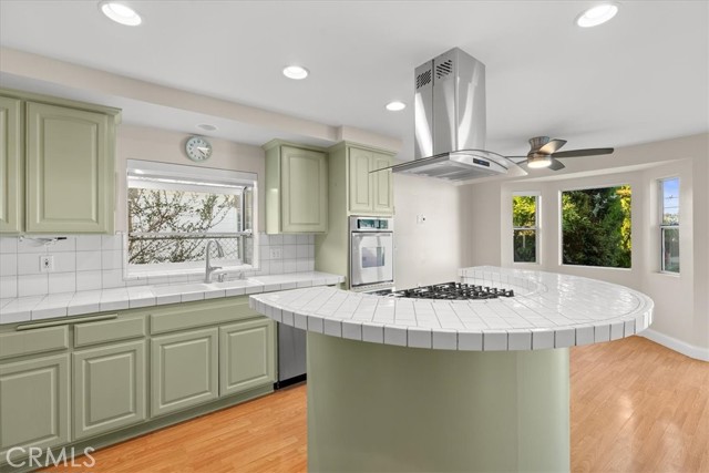 Detail Gallery Image 6 of 27 For 1317 W Fern Dr, Fullerton,  CA 92833 - 3 Beds | 2 Baths