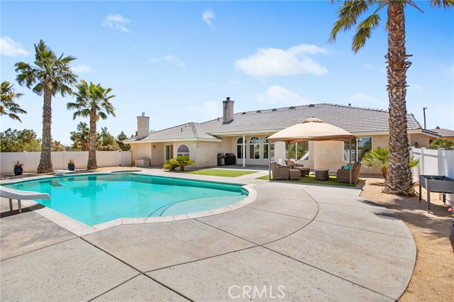 Detail Gallery Image 54 of 72 For 10978 El Centro Rd, Oak Hills,  CA 92344 - 4 Beds | 3 Baths