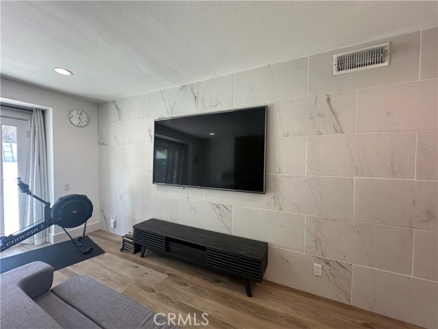 Detail Gallery Image 27 of 51 For 13 Blue Ridge, Irvine,  CA 92620 - 5 Beds | 3/1 Baths