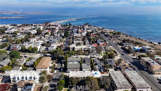 Detail Gallery Image 69 of 74 For 669 W 40th St #4,  San Pedro,  CA 90731 - 3 Beds | 2/1 Baths