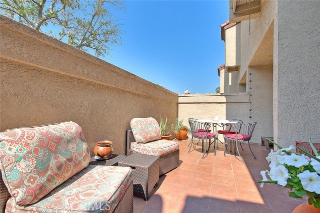 1531 Corte Caballo, Upland CA: https://media.crmls.org/medias/054e04a5-7542-4754-8ec0-1ee7d7040e1f.jpg