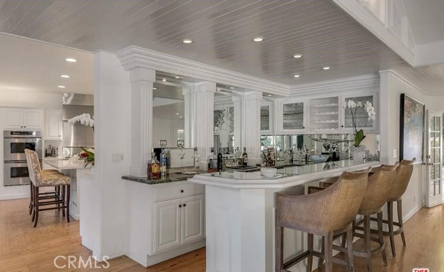 Detail Gallery Image 13 of 43 For 3040 Roscomare Rd, Bel Air,  CA 90077 - 5 Beds | 6/2 Baths