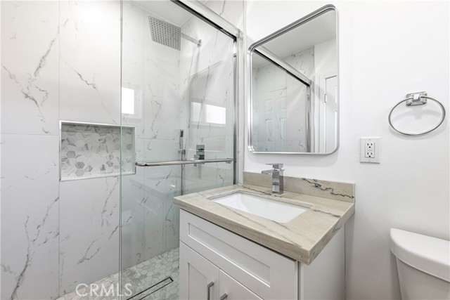 Detail Gallery Image 13 of 19 For 603 S Bronwyn, Anaheim,  CA 92804 - 4 Beds | 2 Baths