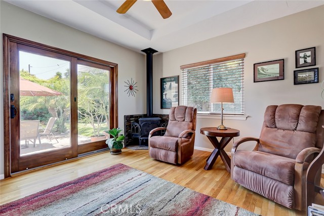 2210 Earle Court, Redondo Beach, California 90278, 3 Bedrooms Bedrooms, ,2 BathroomsBathrooms,Residential,Sold,Earle,SB22146136